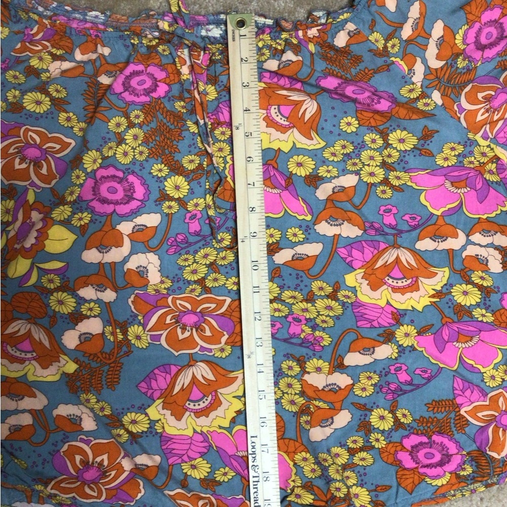 Ladies XL Vibrant Floral Off-Shoulder Blouse - Orange, Pink, Gray (0196) - Picture 7 of 8